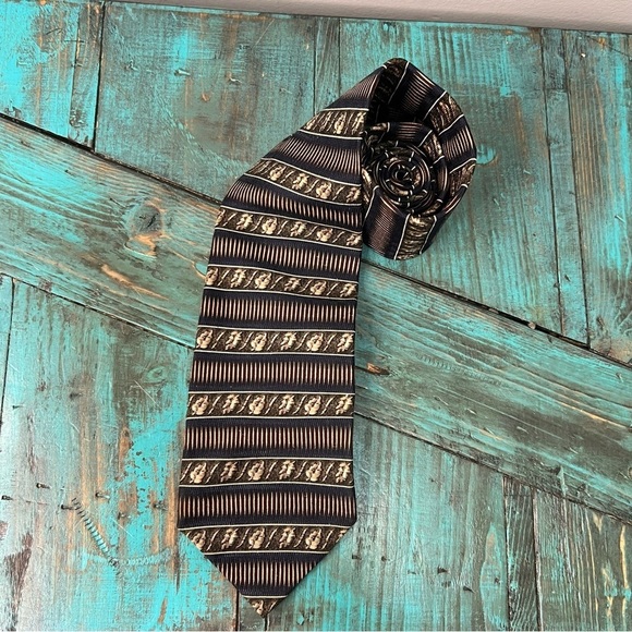 Vintage Christian Dior Silk Tie Striped & Leaf Print Designer Luxury - Picture 4 of 9